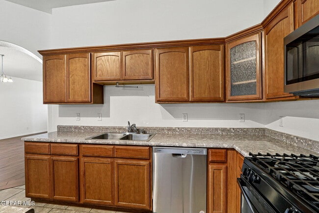 Building Photo - 3141 Fury Point Pl