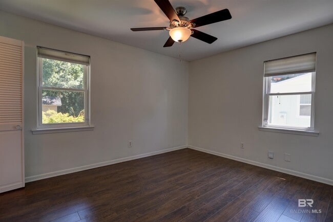 Building Photo - 301 Perdido Ave