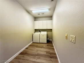 Building Photo - 101 Emerald Dunes Cir