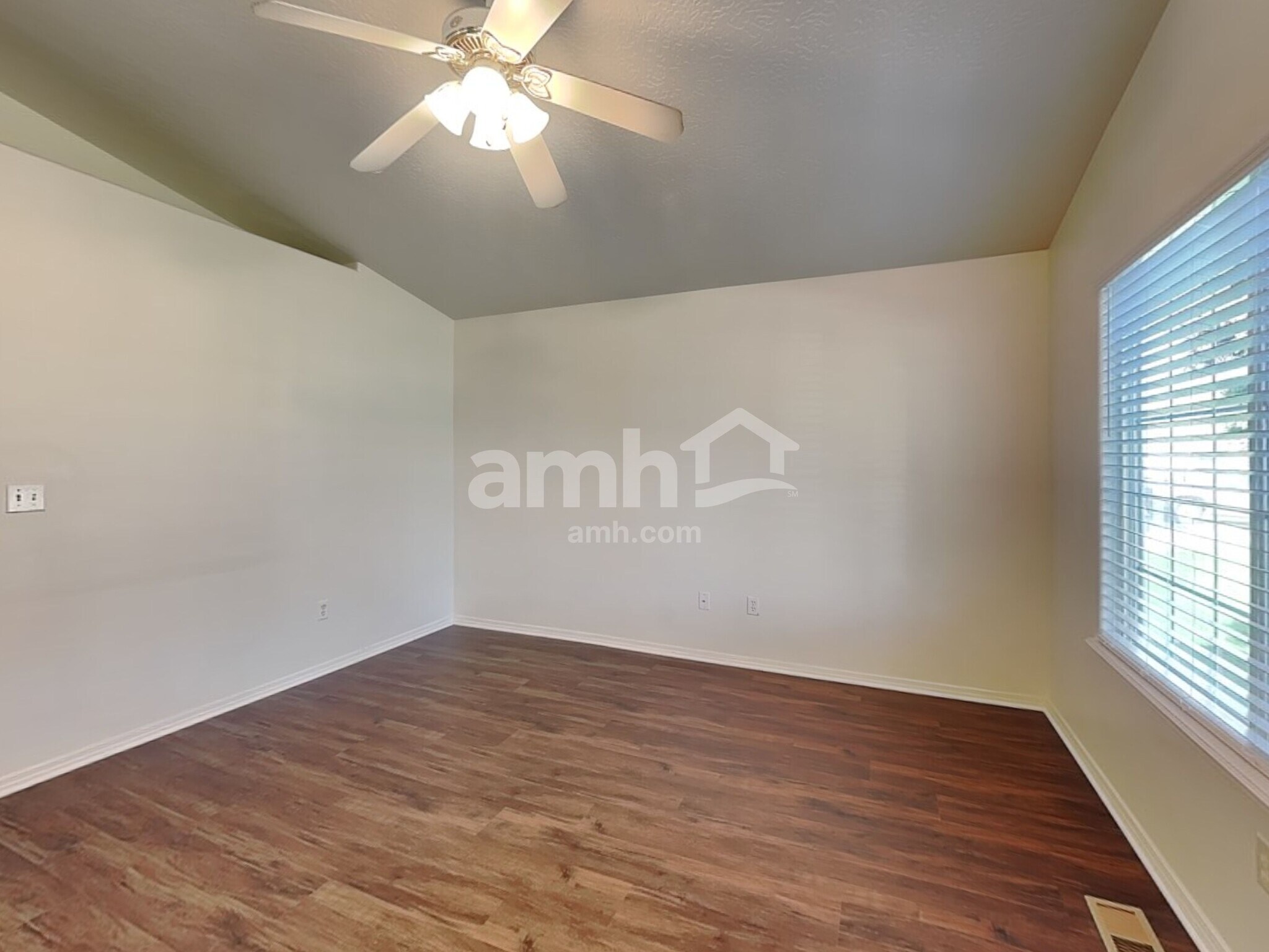 Building Photo - 3910 Winston St