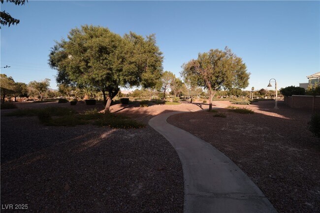 Building Photo - 5940 Feral Garden St