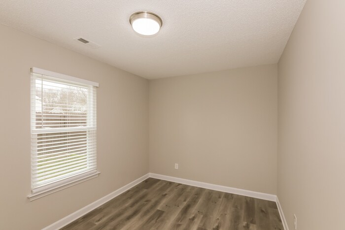 Building Photo - 4936 Aldersbrook Dr