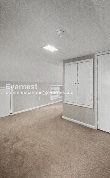 Building Photo - 2709 Lafayette Ave