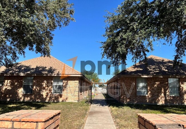 Building Photo - 1913 Villa Linda Ave