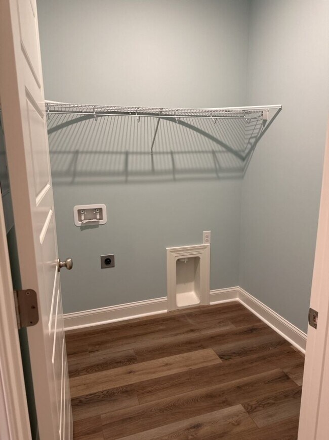 Building Photo - 20 Owens Rd