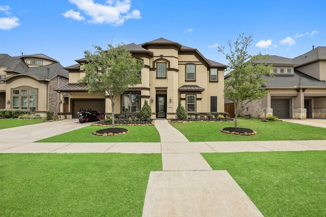 Building Photo - 5730 Balcones Ridge Ln