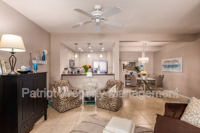 Building Photo - 9708-9708 E Vía Linda