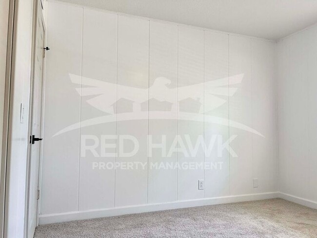 Building Photo - 2466 E Huber St