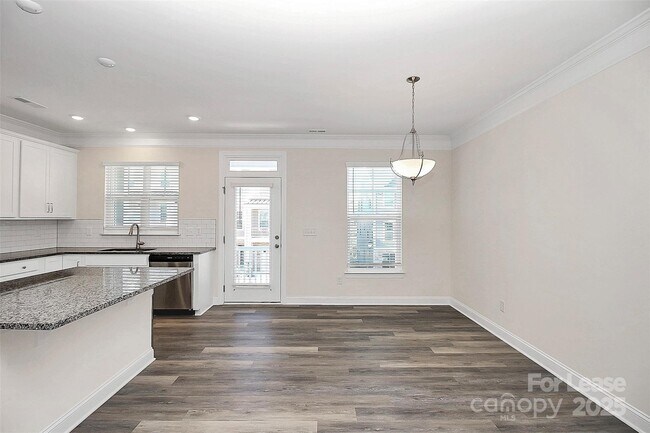 Building Photo - 10436 Glenmere Crk Cir
