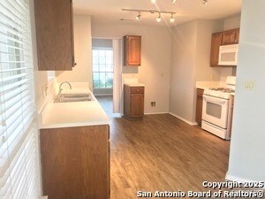 Building Photo - 9103 Big Bethel Dr