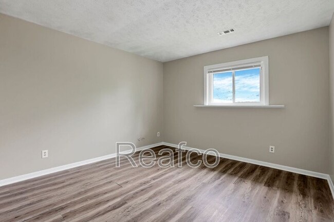 Building Photo - 2850 Baughman Ave