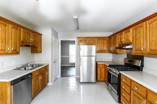 Building Photo - 498 W Tipton Lake Cir