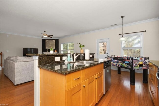 Building Photo - 3424 E Bonner Dr