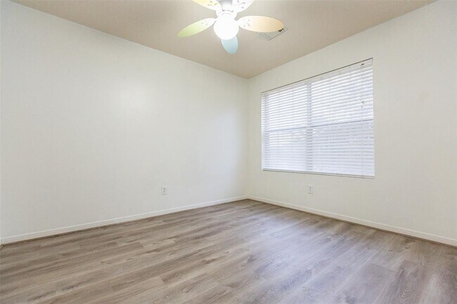 Building Photo - 2659 Cypressvine Dr