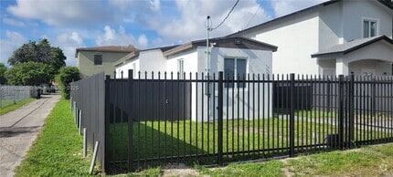 Building Photo - 1520 NW 69th St