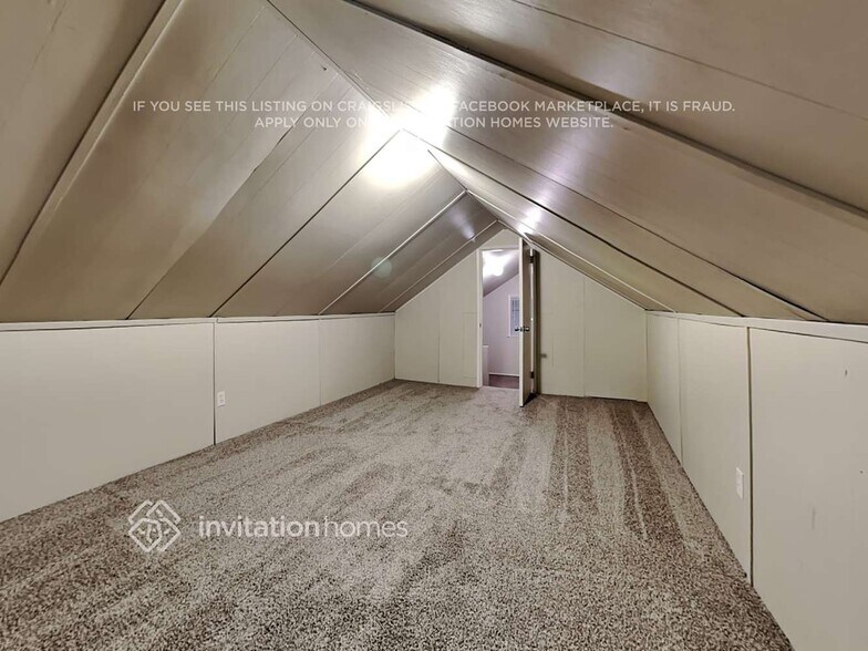 Building Photo - 359 Del Monte Ave