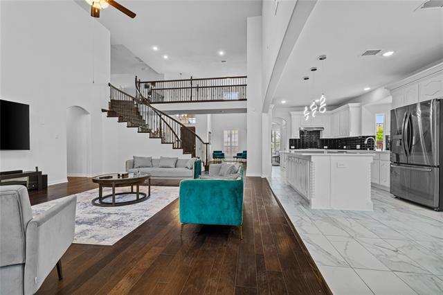 Building Photo - 2305 Hickey Dr