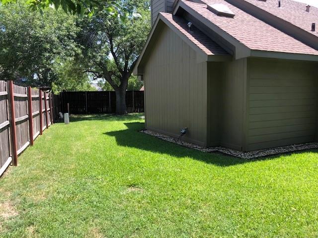 Building Photo - 2062 Bronco Ln