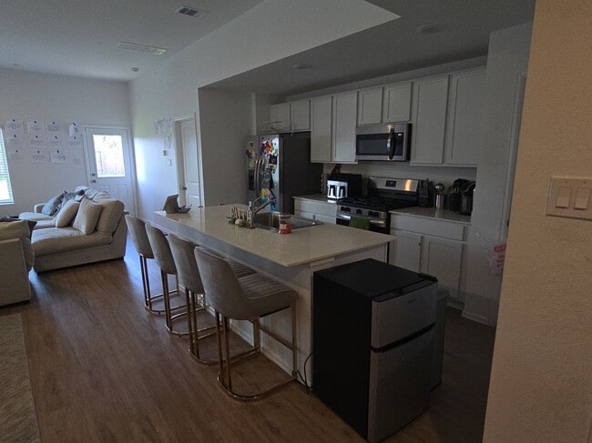 Building Photo - 27002 River Birch Ridge Dr