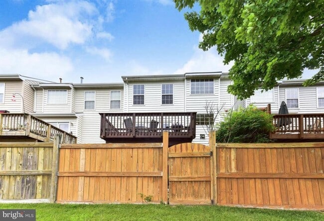 Building Photo - 4804 Heron Neck Ln