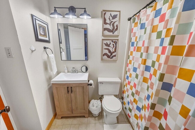 Building Photo - 4240 Johnston Ln