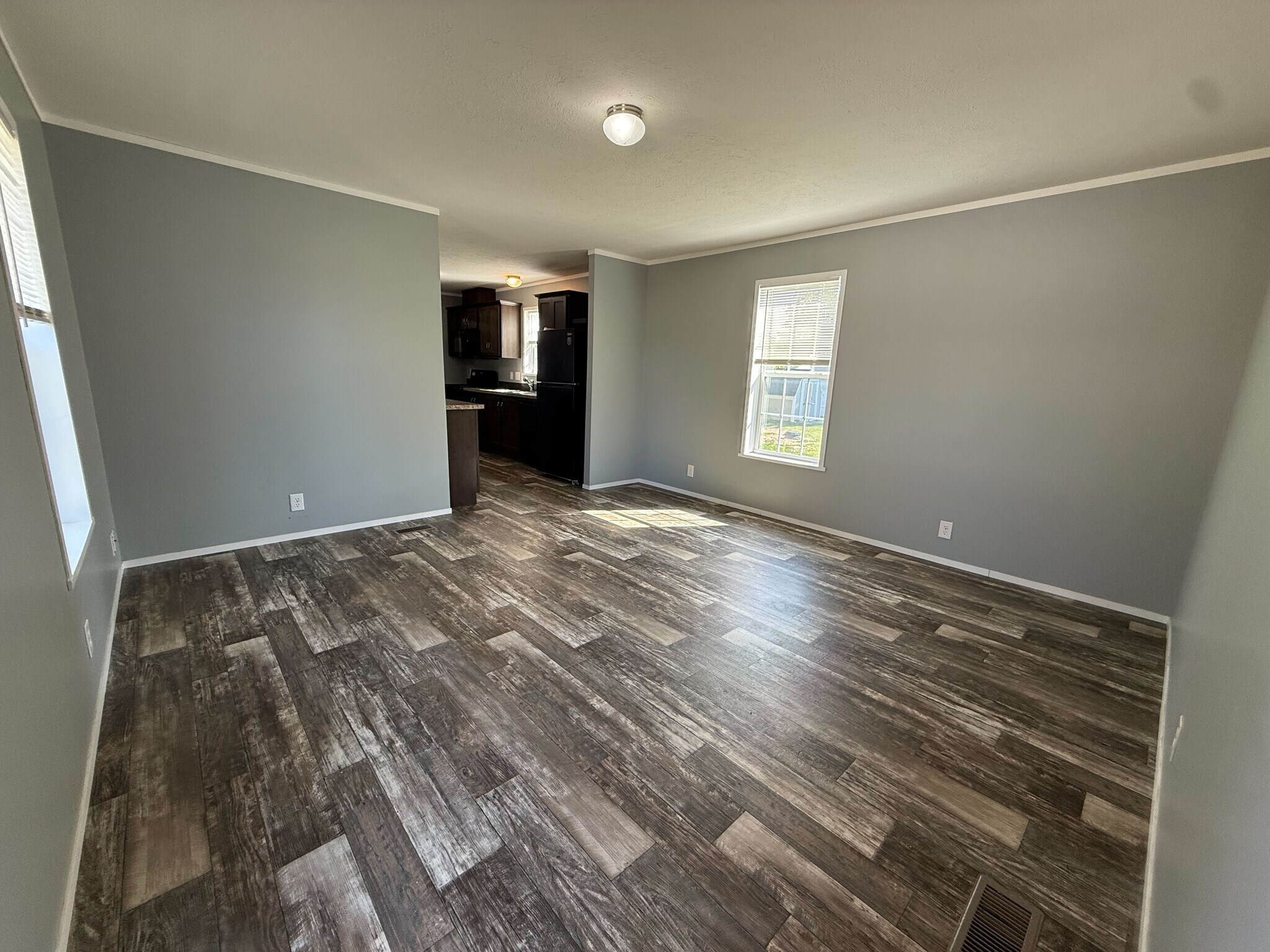 Building Photo - 11853 Cascade Cir