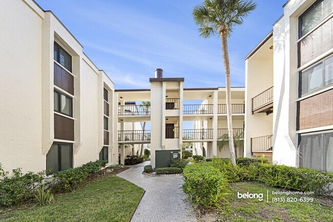 Building Photo - 2211 Belleair Rd