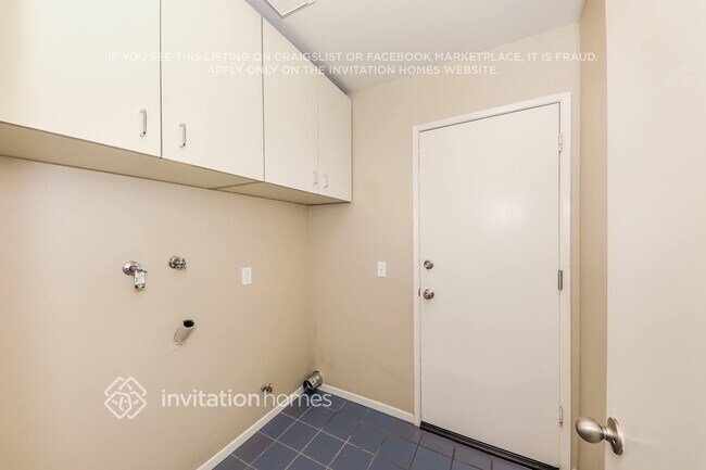 Building Photo - 28623 Newcastle Rd