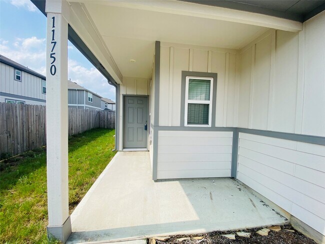 Building Photo - 11750 Armadale Dr