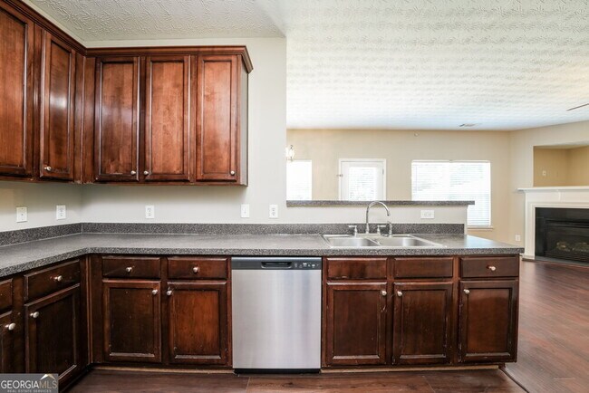 Building Photo - 5228 McEver View Dr