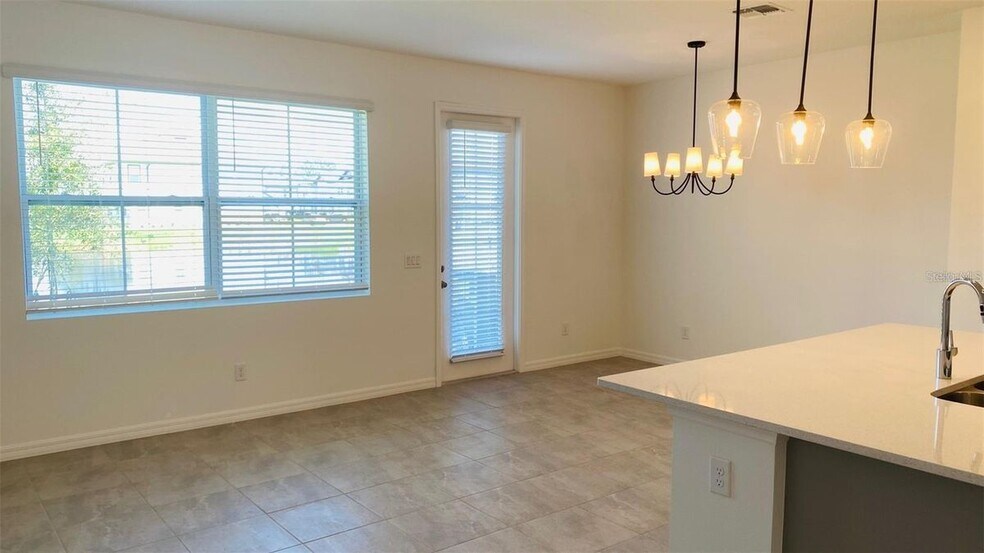 Building Photo - 1621 Pelican Dr