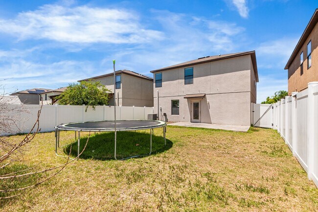 Building Photo - CARLTON LAKES HOMES FOR RENT!