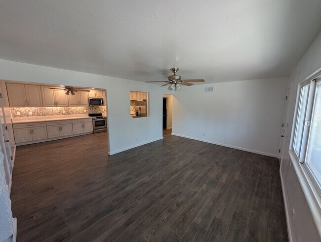 Building Photo - 8024 Tone Ln