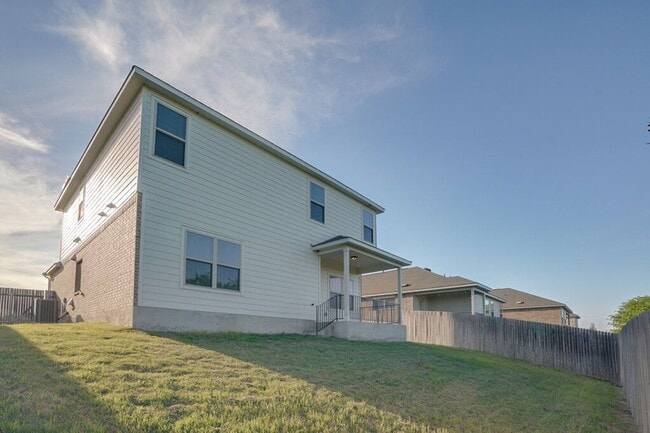 Building Photo - 21517 Quick Fox Dr