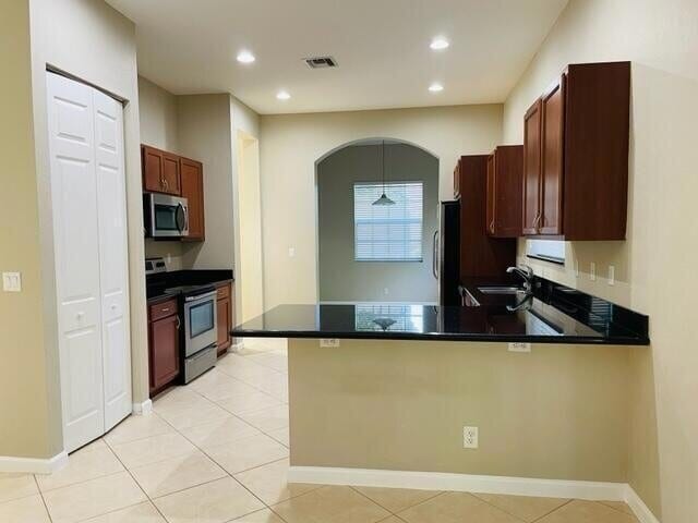 Building Photo - 6729 Bulrush Ct