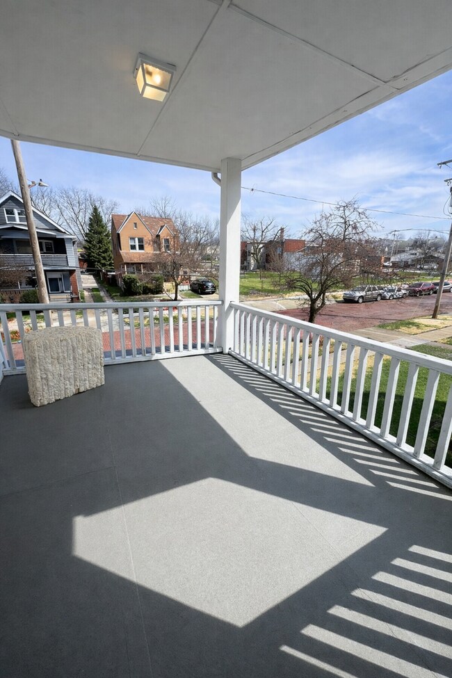 Building Photo - 836 E 156th St