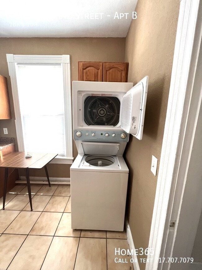 Building Photo - 710 Dinwiddie St