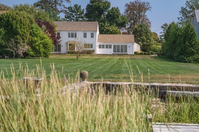 Building Photo - 17 Nawthorne Rd