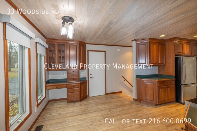 Building Photo - 33 Woodside Rd