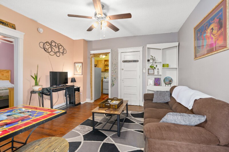 Building Photo - 22 Emmet St