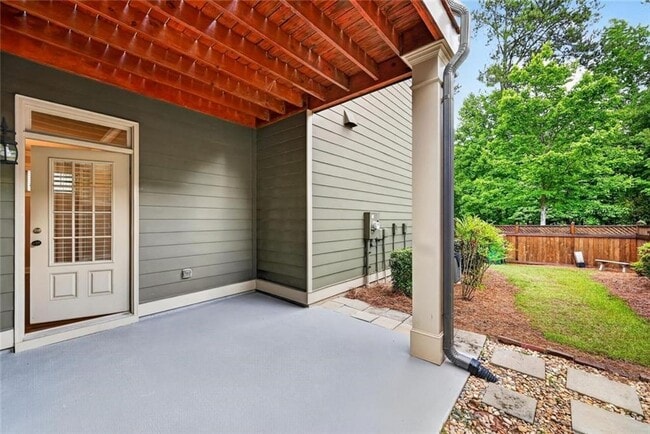 Building Photo - 10787 Bossier Dr
