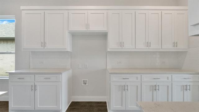 Building Photo - 505 Parrino Pky