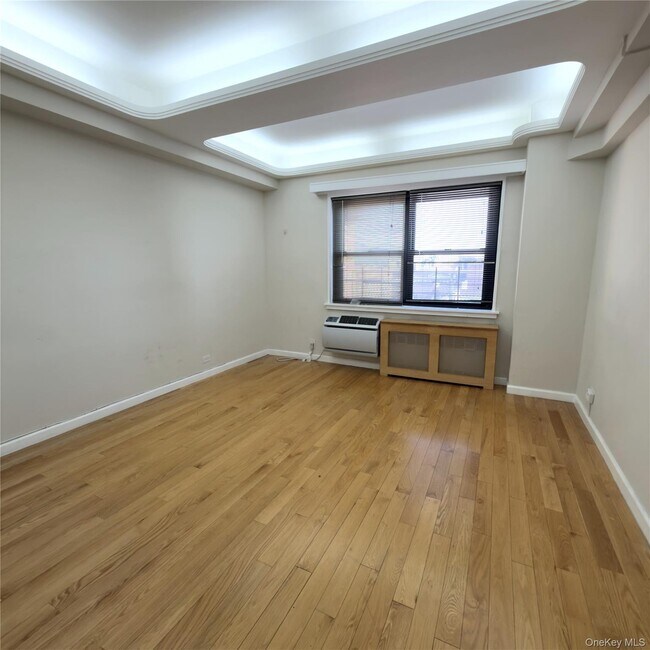 Building Photo - 109-33 71st Rd