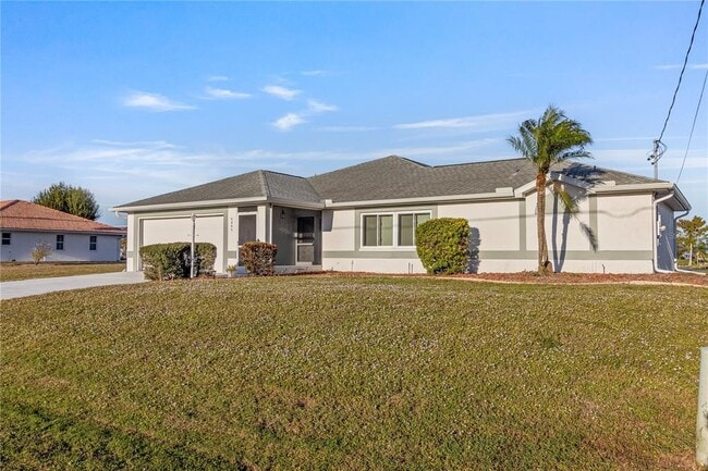 Building Photo - 6460 Blueberry Dr