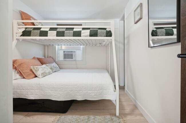 Building Photo - 4 Keefe Ave