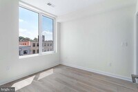 Building Photo - 501 Kennedy St NW