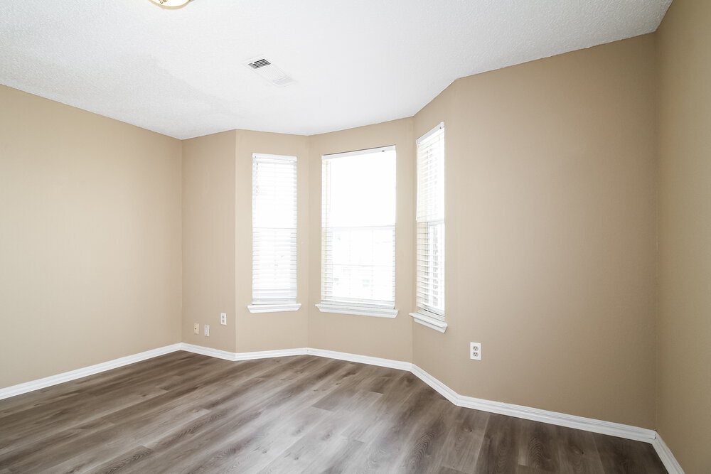 Building Photo - 2110 Westmore Dr
