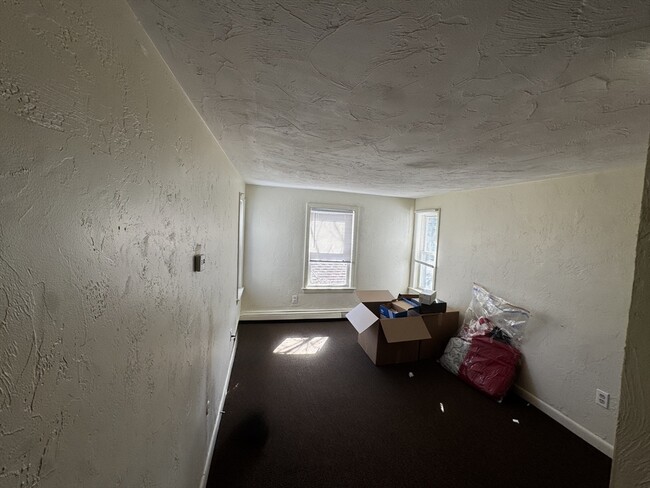 Building Photo - 149 Adams St