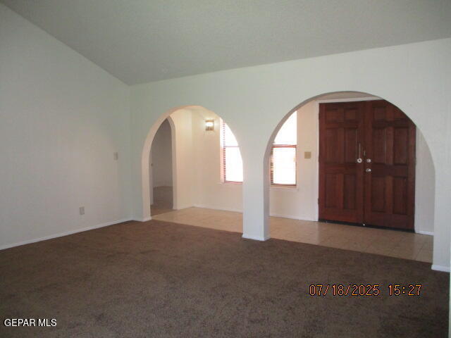 Building Photo - 231 Flynn Dr