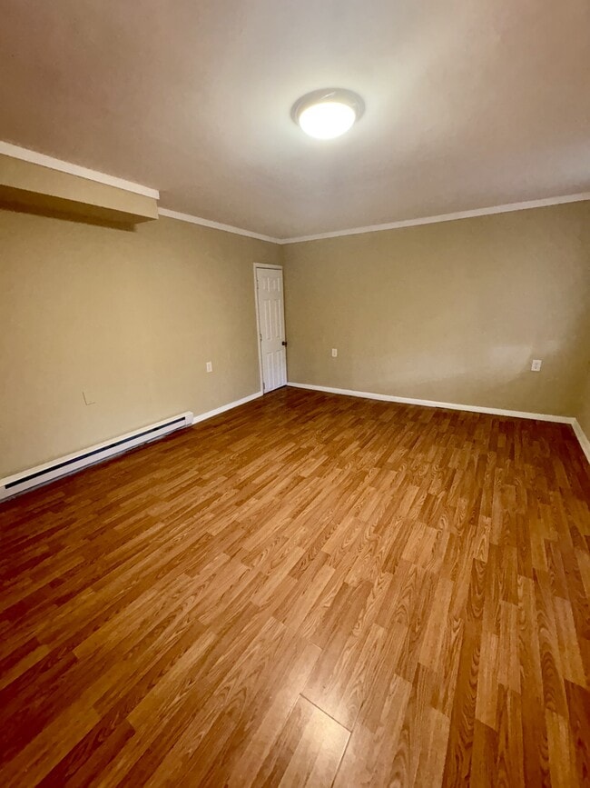 Building Photo - 150 S Sumner Ave